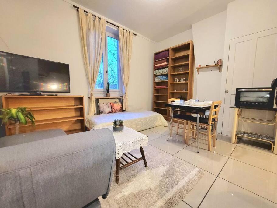 Apartment Close To Lyon And Parc De Parilly